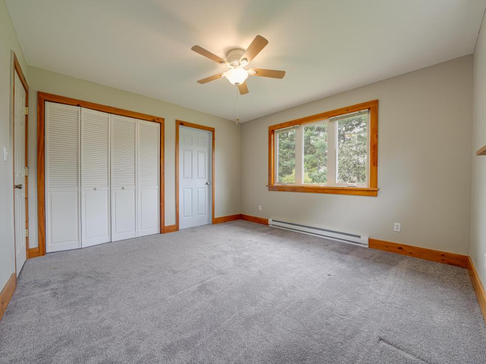 36 Becky Ave-58