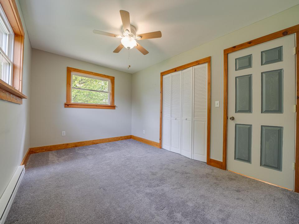 36 Becky Ave-64