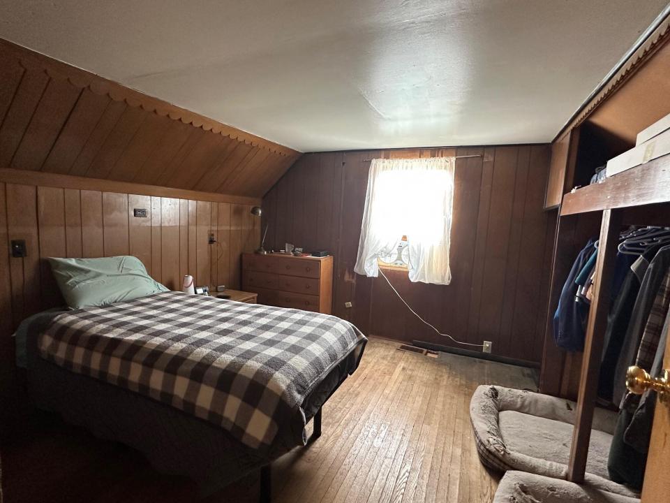 159 Rand Hill Rd bed 2