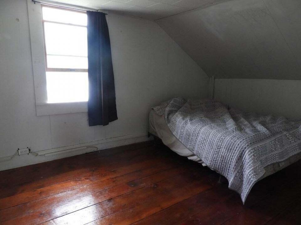 9711