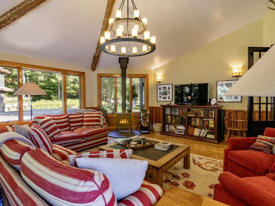 Sunroom_TV_F