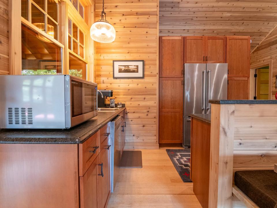 Kitchen_From_DiningRoom