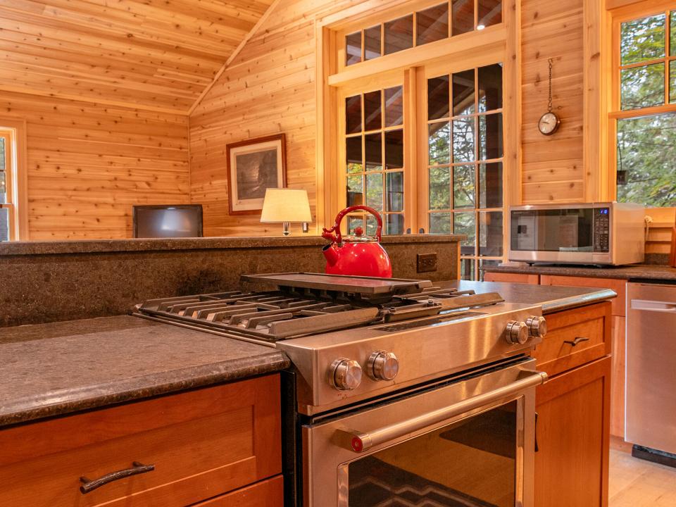 Kitchen_Stove_H