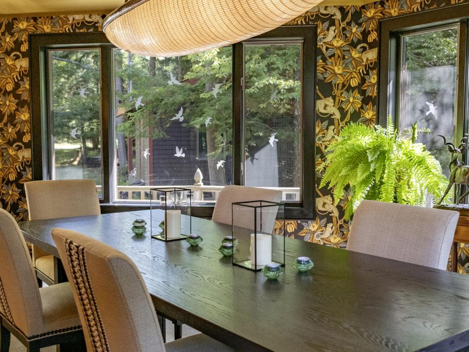 DiningRoom_Table_V