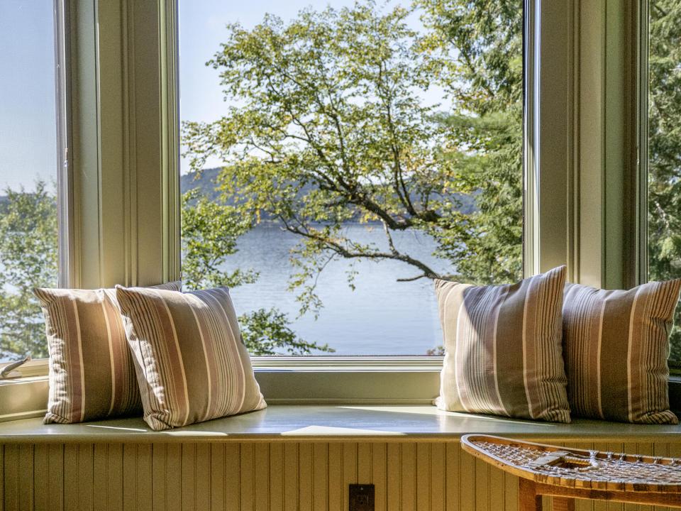 Bedroom_Sage_SittingWindow_H