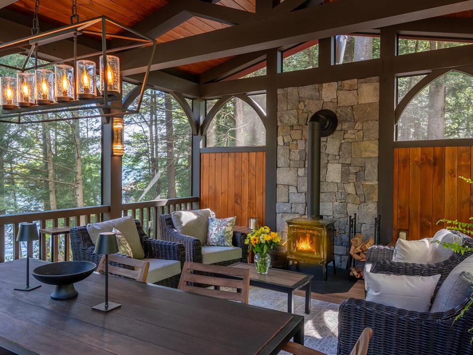 CampSimla_ScreenedPorch_V