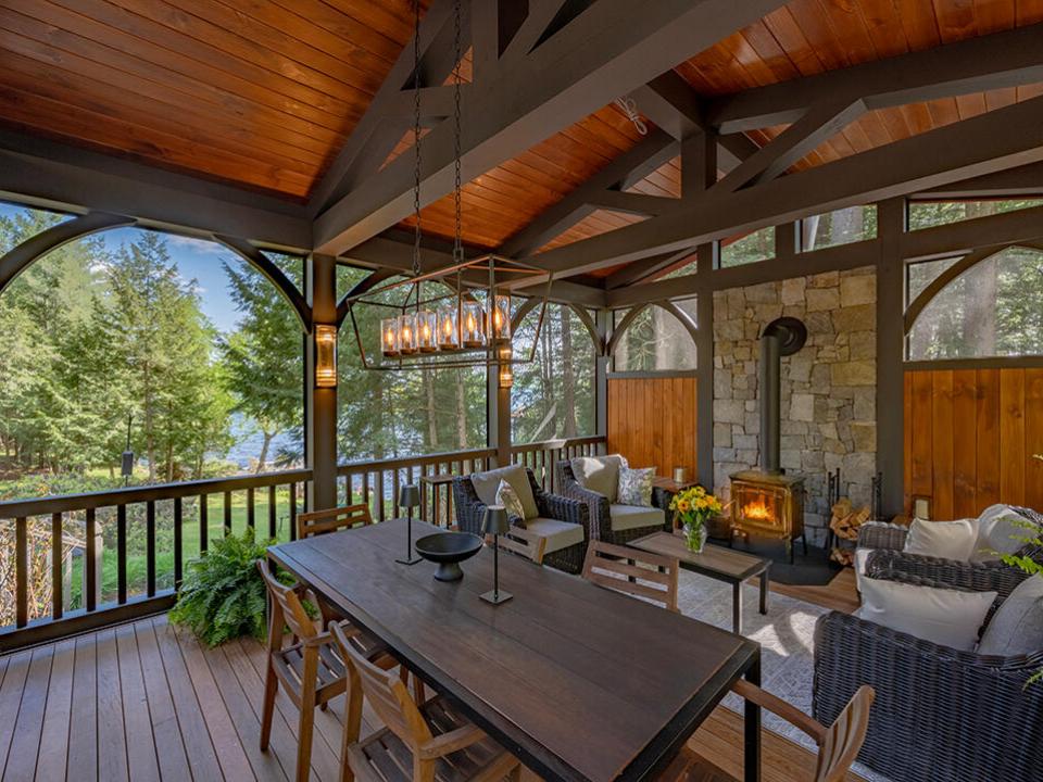 CampSimla_ScreenedPorch_Lake