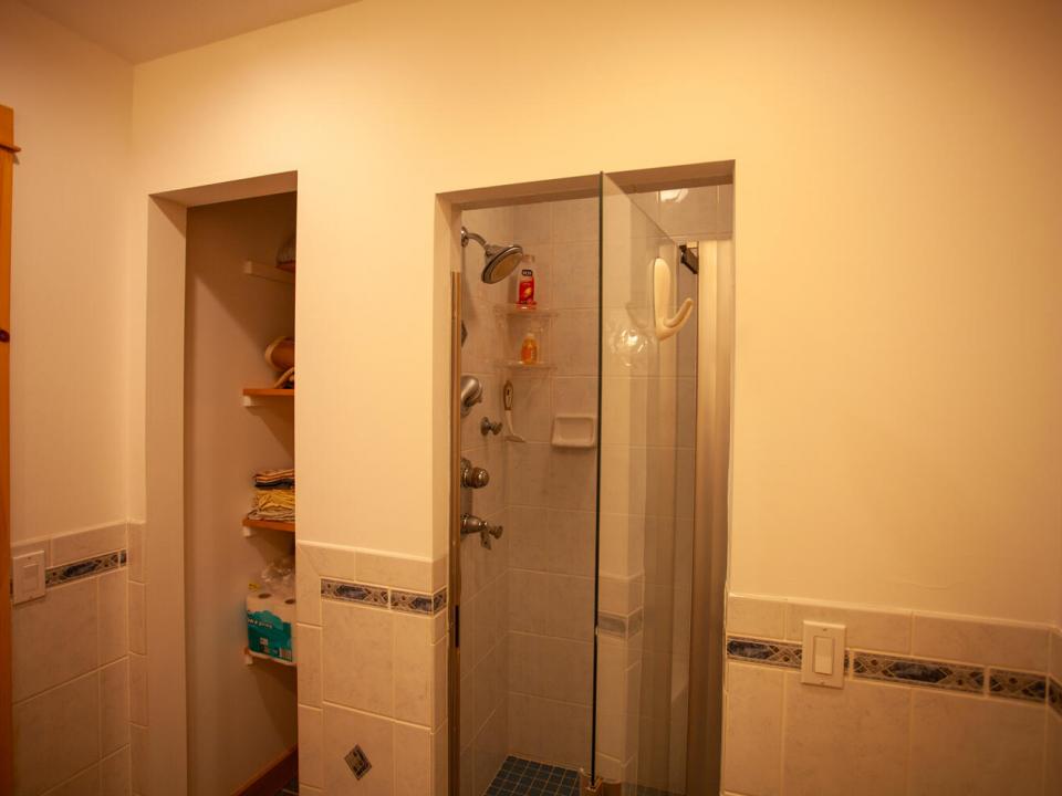 Main Floor Bath