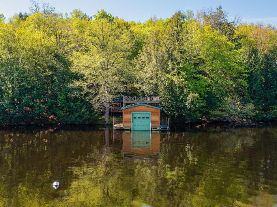 Boathouse on Chipmunk Bay
