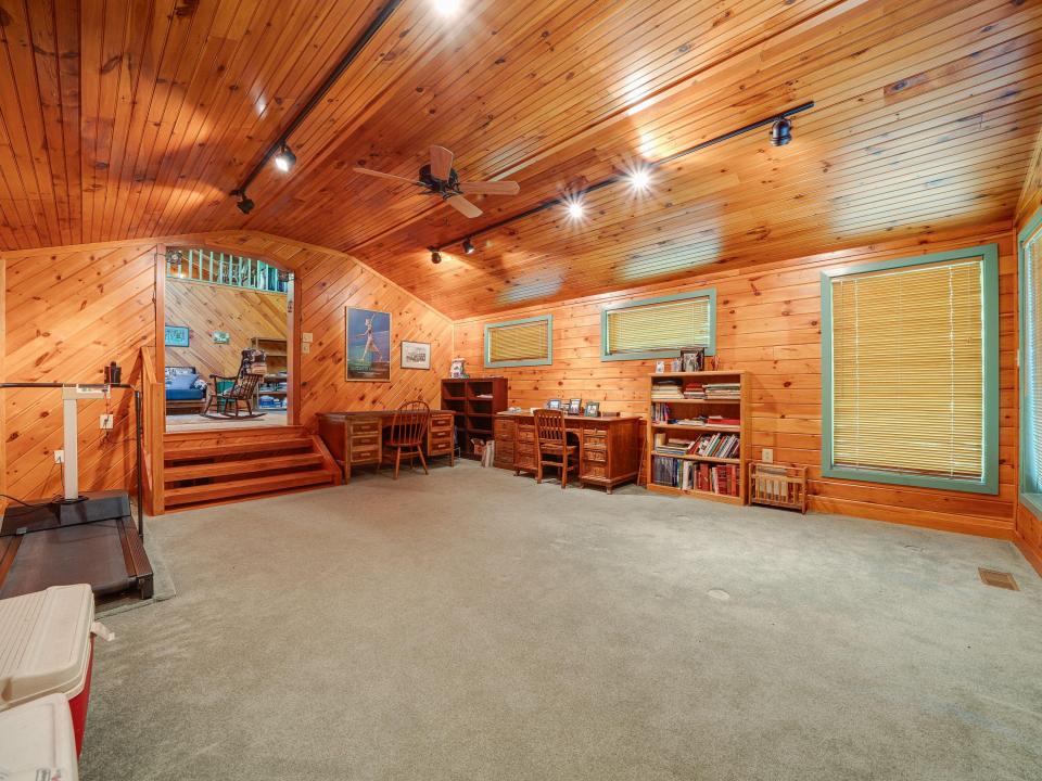 Family Room/Bonus Room