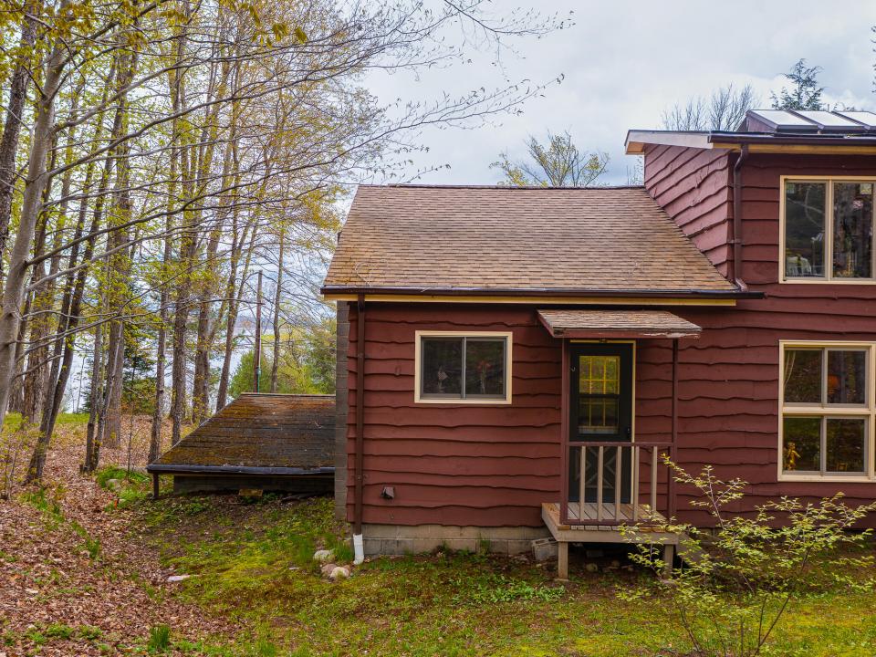 1730 St. Rt. 30-32
