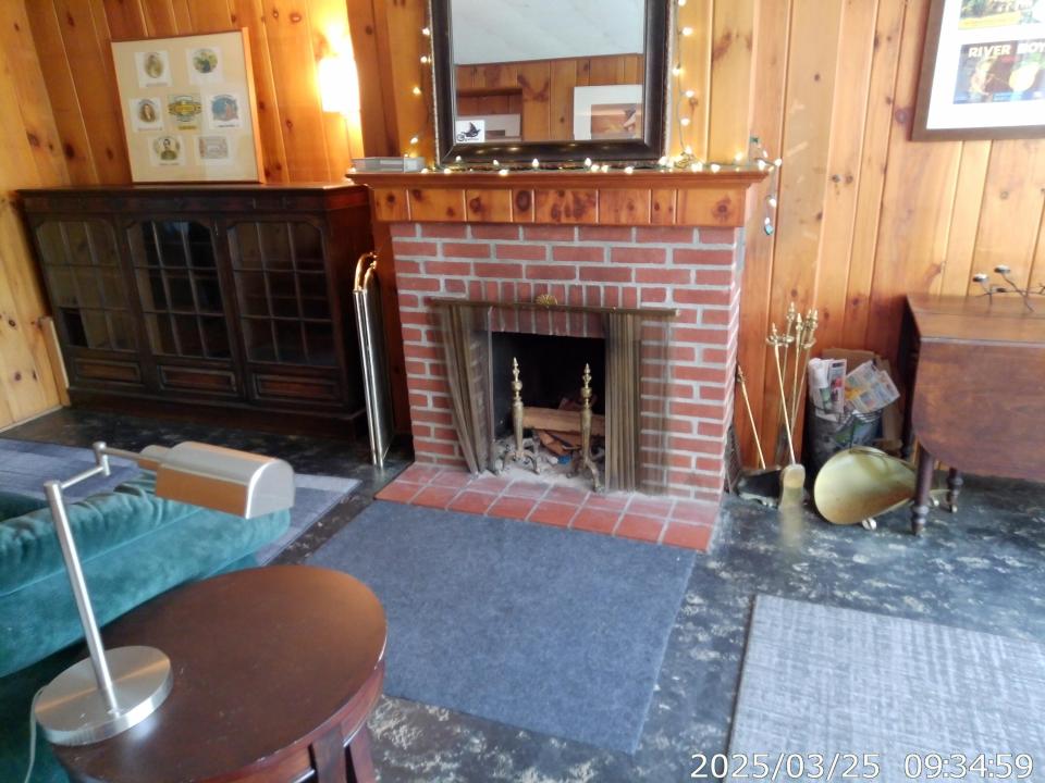 Family Room1
