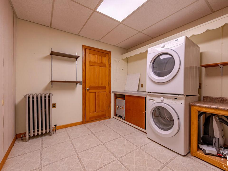 FarmhouseInBloomingdale_Laundry