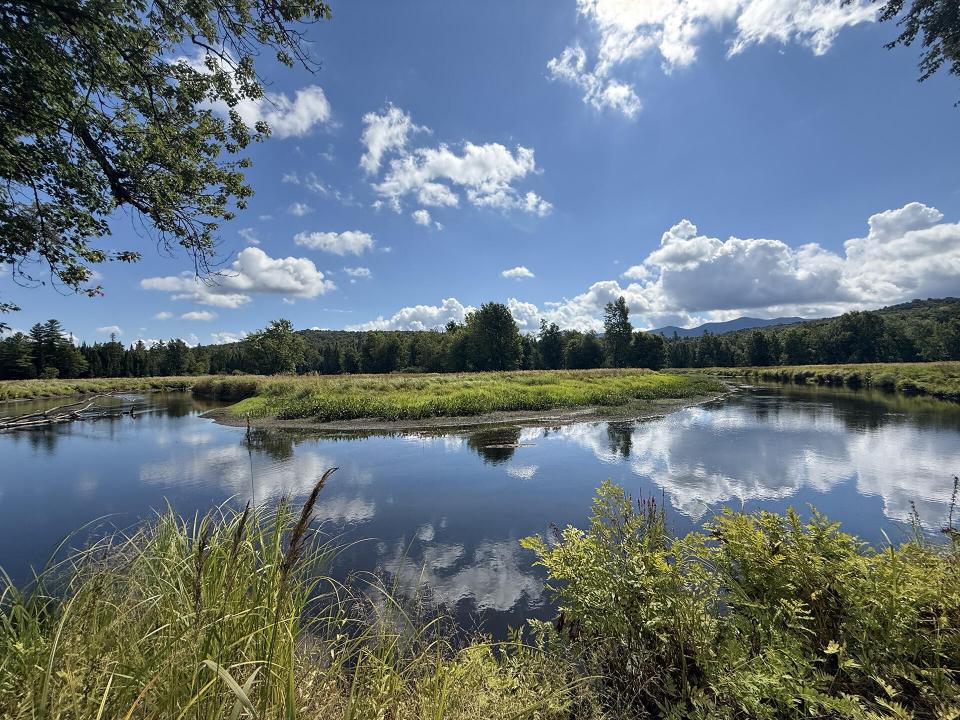 GorgeousFarmhouseWithRiverfront_SaranacR