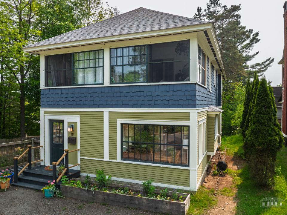 83 Shepard Ave SL-3