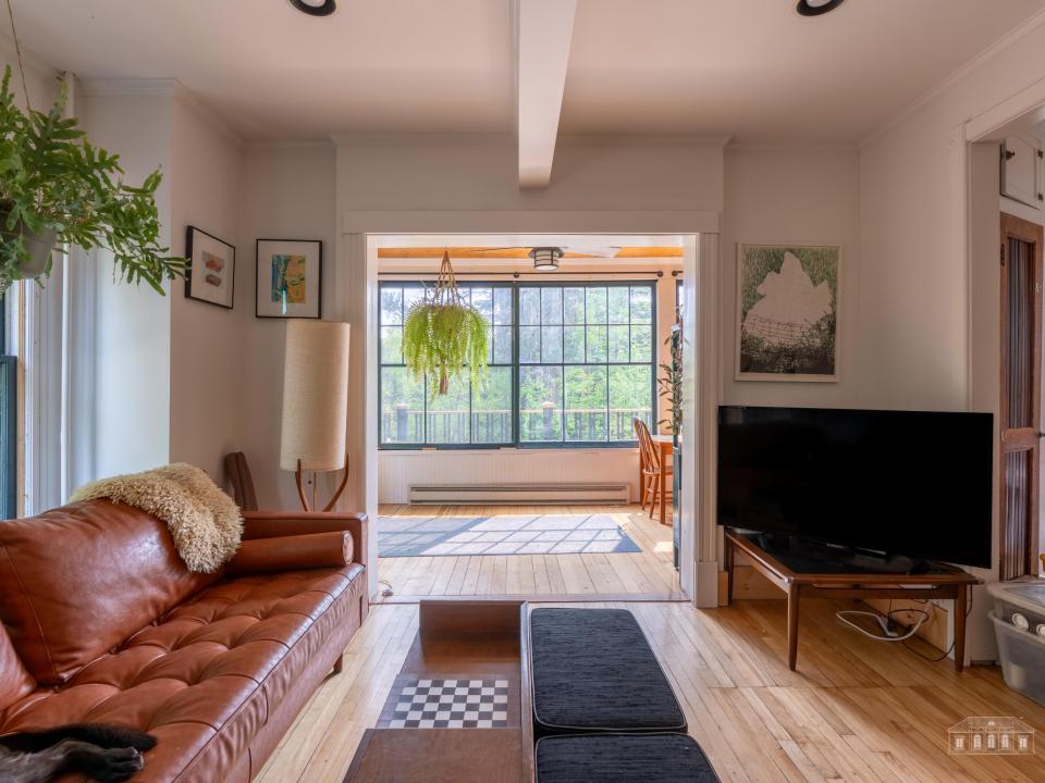 83 Shepard Ave SL-32
