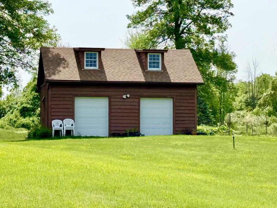 Storage shed