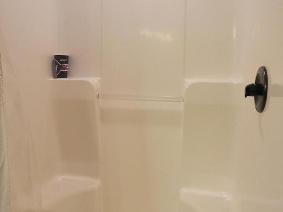 32.3