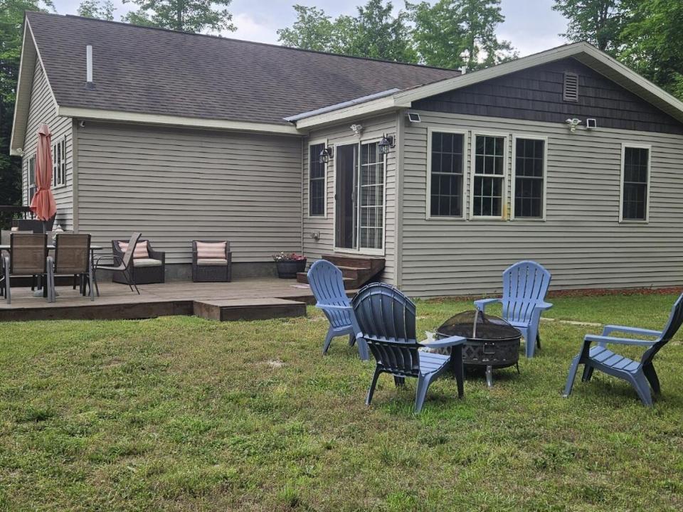 201 Creek Rd Exterior 3