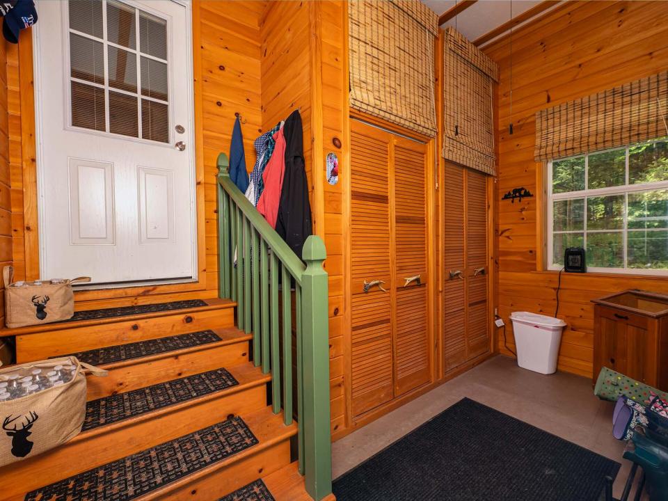 2025 Webster St Marshall Realty-0335-HDR