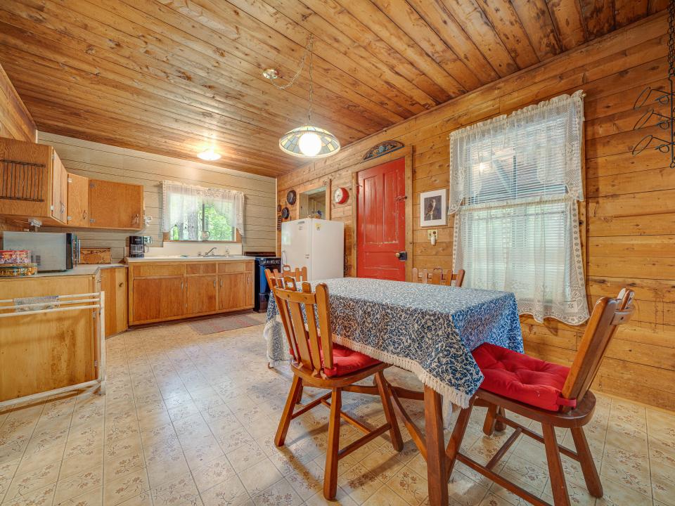 145 Washington St-52