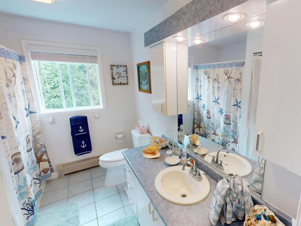 Downstairs Bathroom