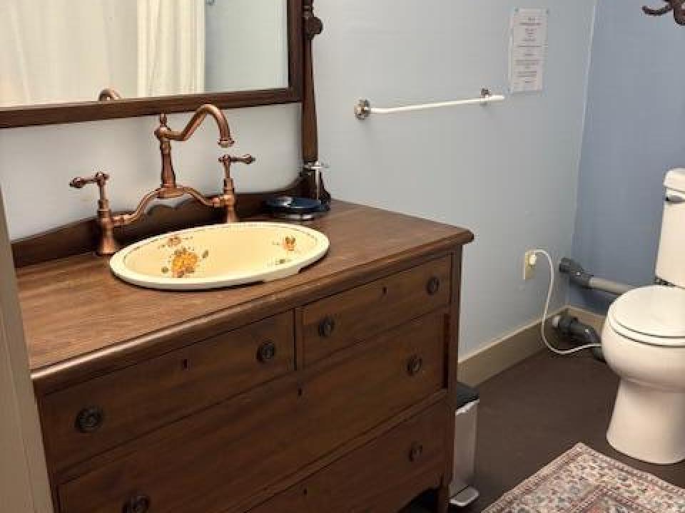 Apartment bathroom vanity