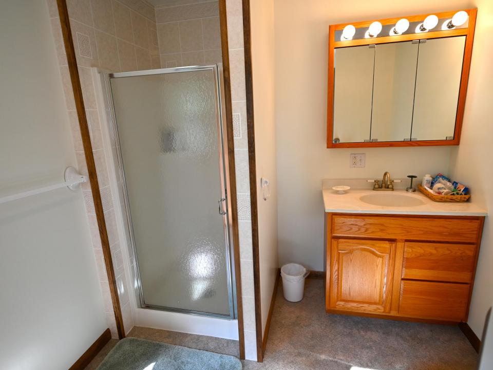 Bathroom1