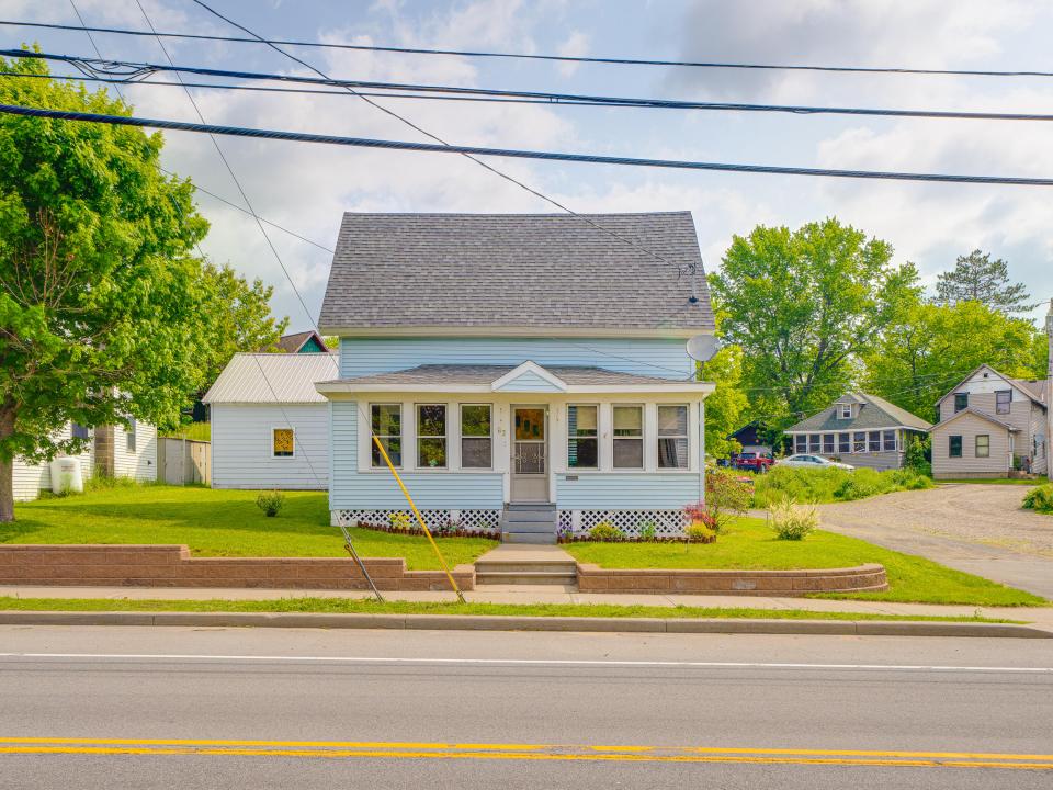 63 Wawbeek Ave. (2025)-18
