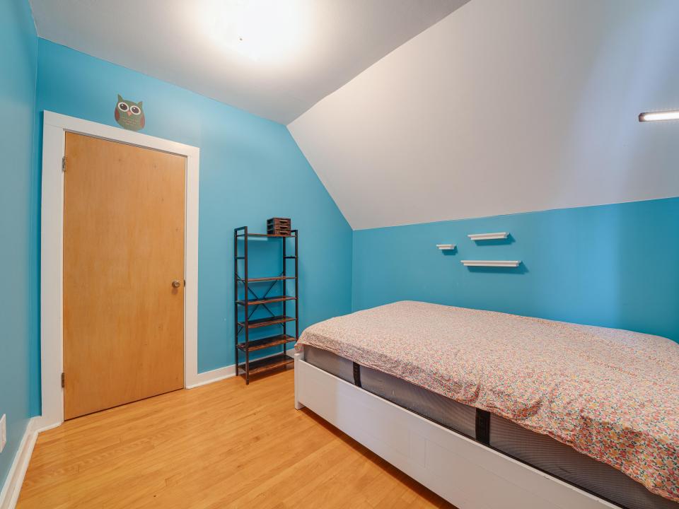 63 Wawbeek Ave. (2025)-61
