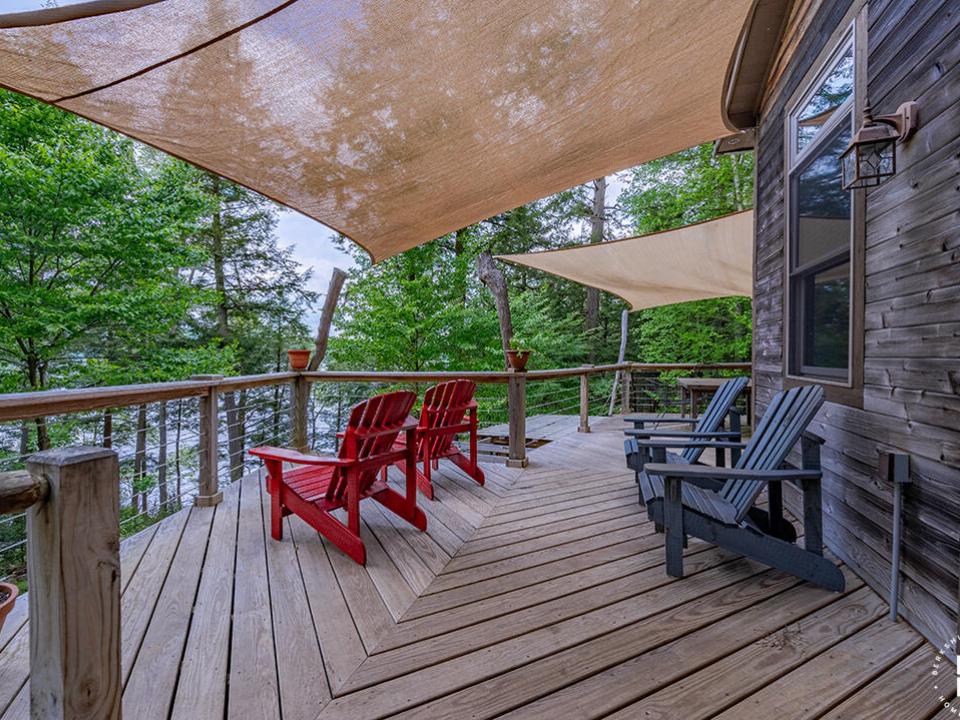 CampBassRockOnTupperLake_MH_MD