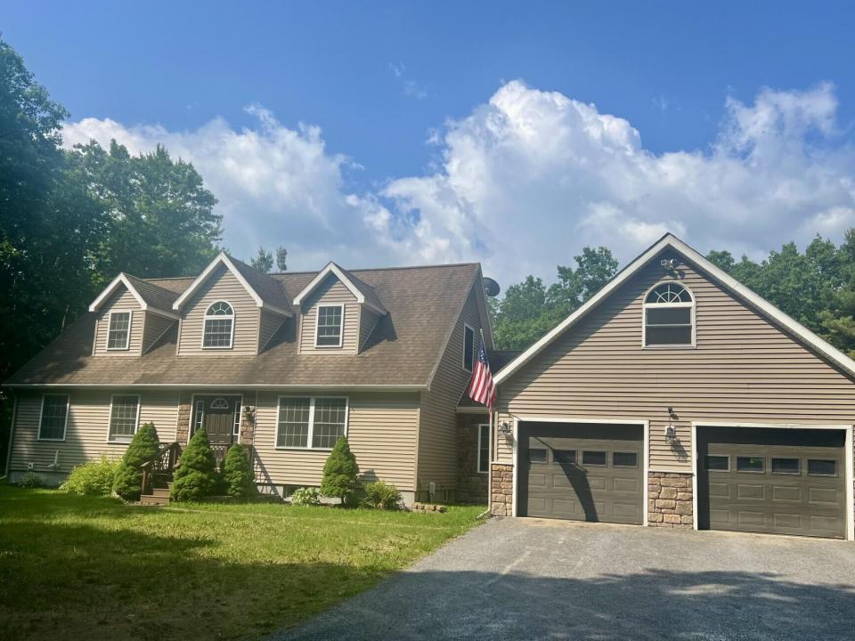Front of house2