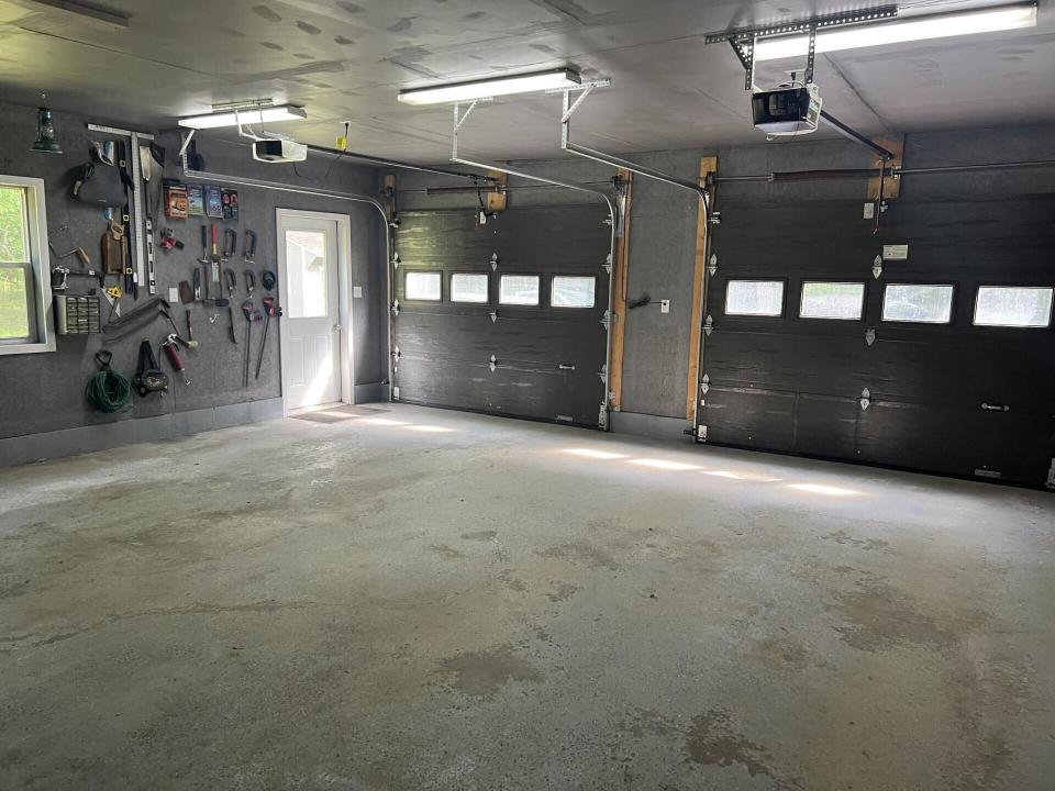 2 car garage