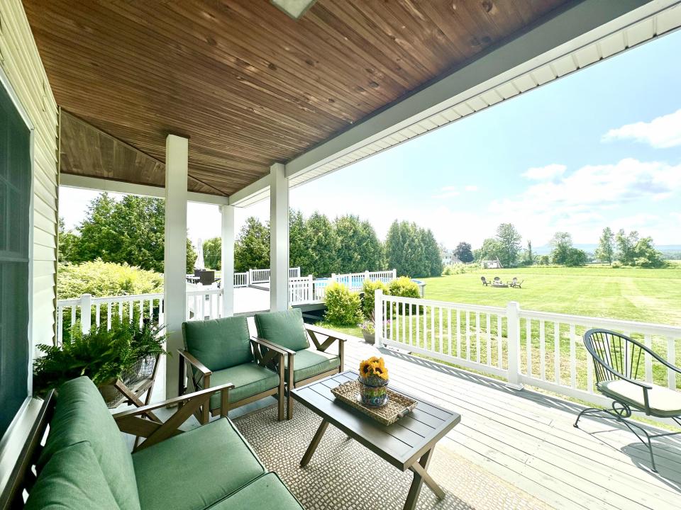 Deck
