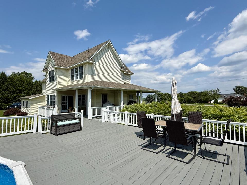 Deck