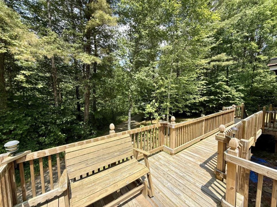 Deck