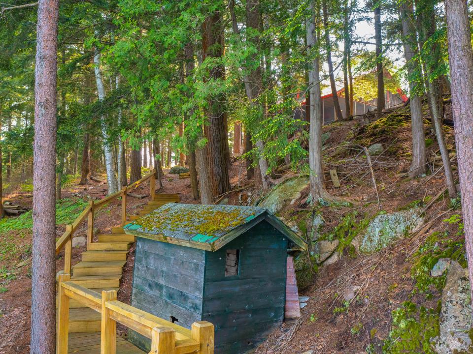 Hemlock Ledge Rd-23