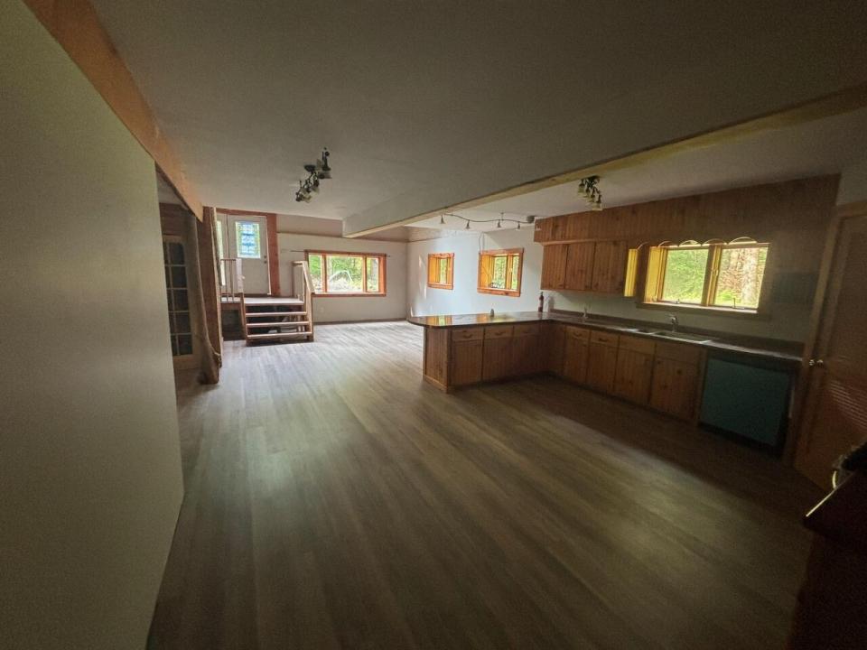 448 green St Kitchen M