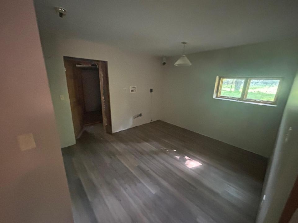 448 green St bed 2 M