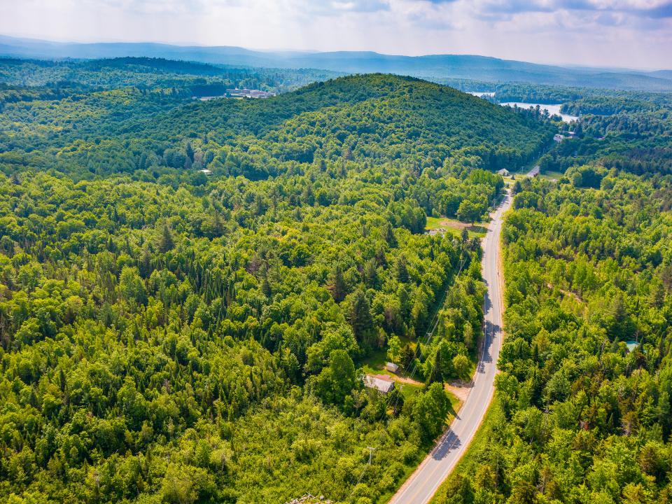 933 935 Oswegatchie Trail Rd-11