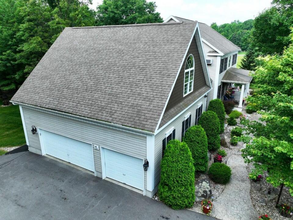 3 car garage