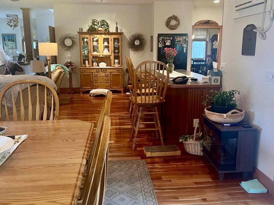 sunroom view to  to kitchen