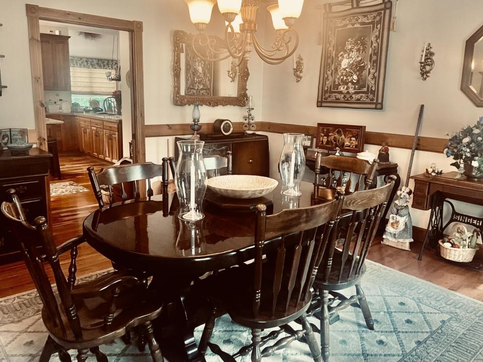 formal dining room
