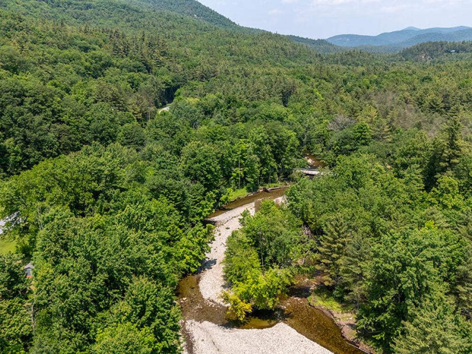 RanchInNewRussia_A_BoquetRiver_To_Etown