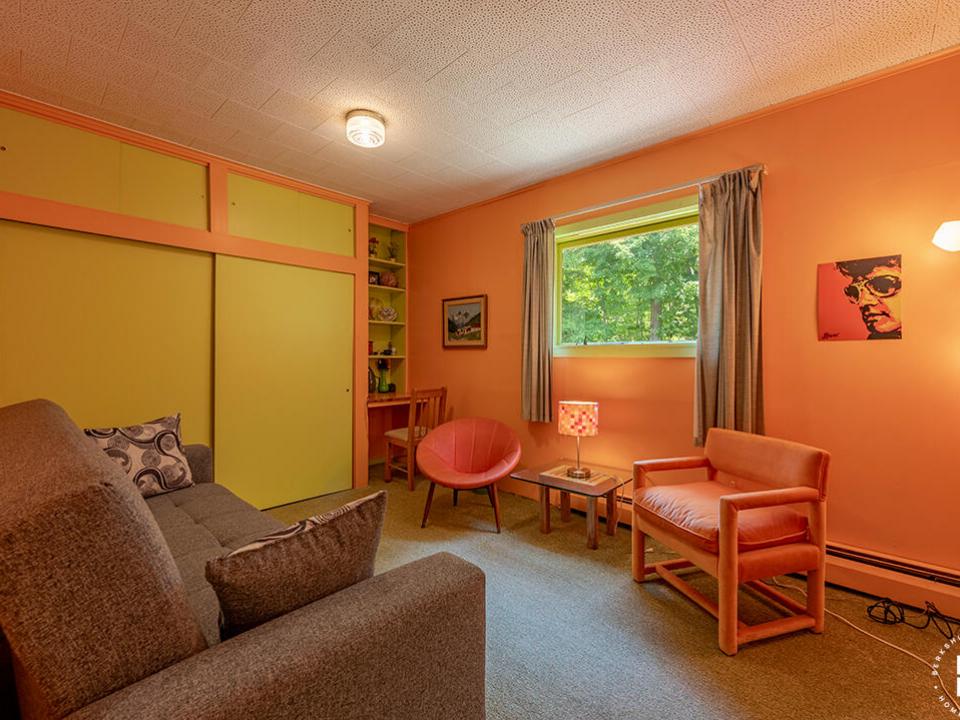 RanchInNewRussia_Bedroom2