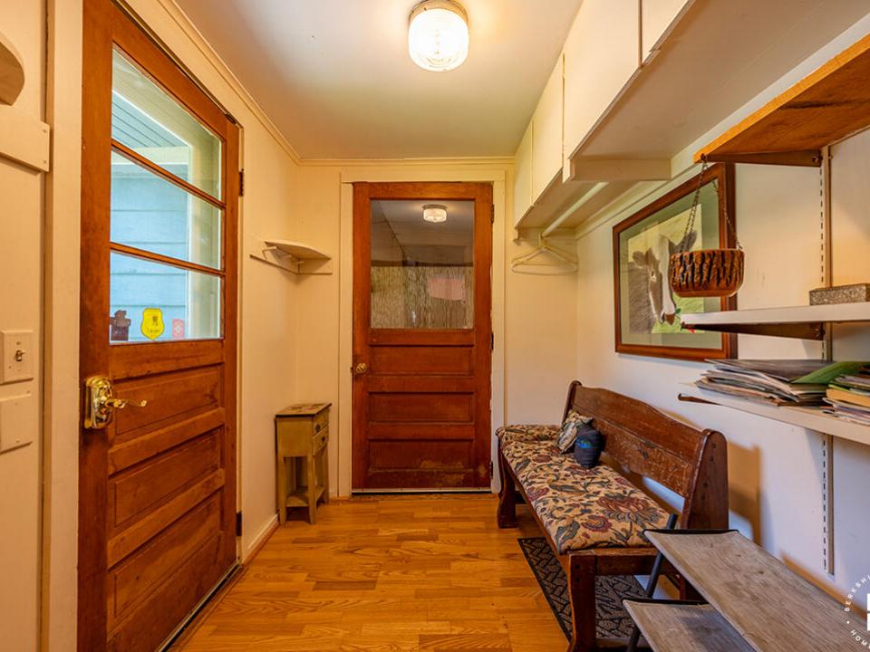 RanchInNewRussia_Mudroom