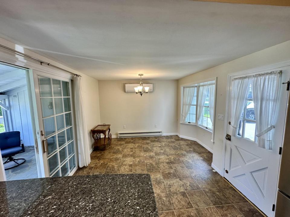 Breakfast Room