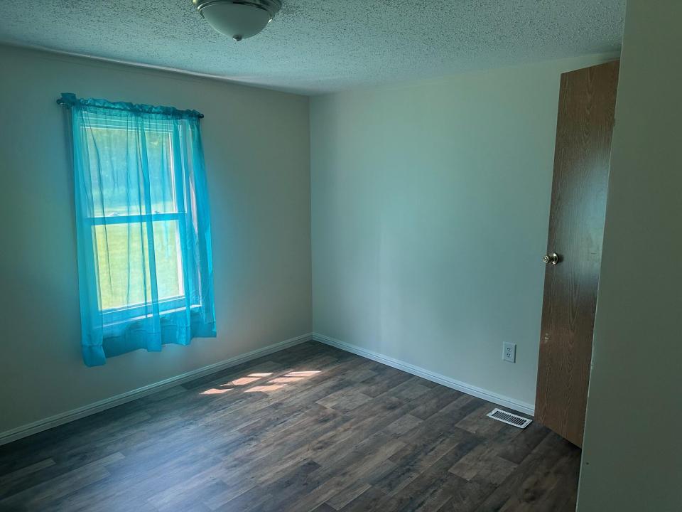 295 Bear Swamp bed