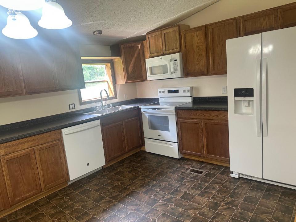 295 Bear Swamp Kitchen
