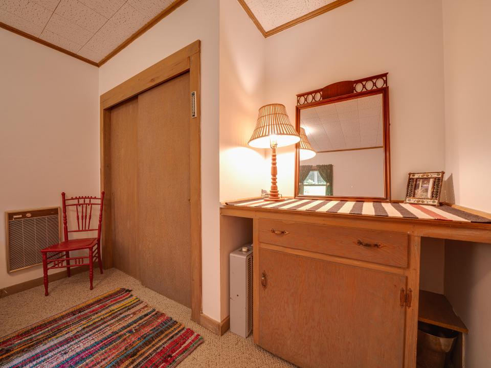 196 - 200 Beecher Park Way-85